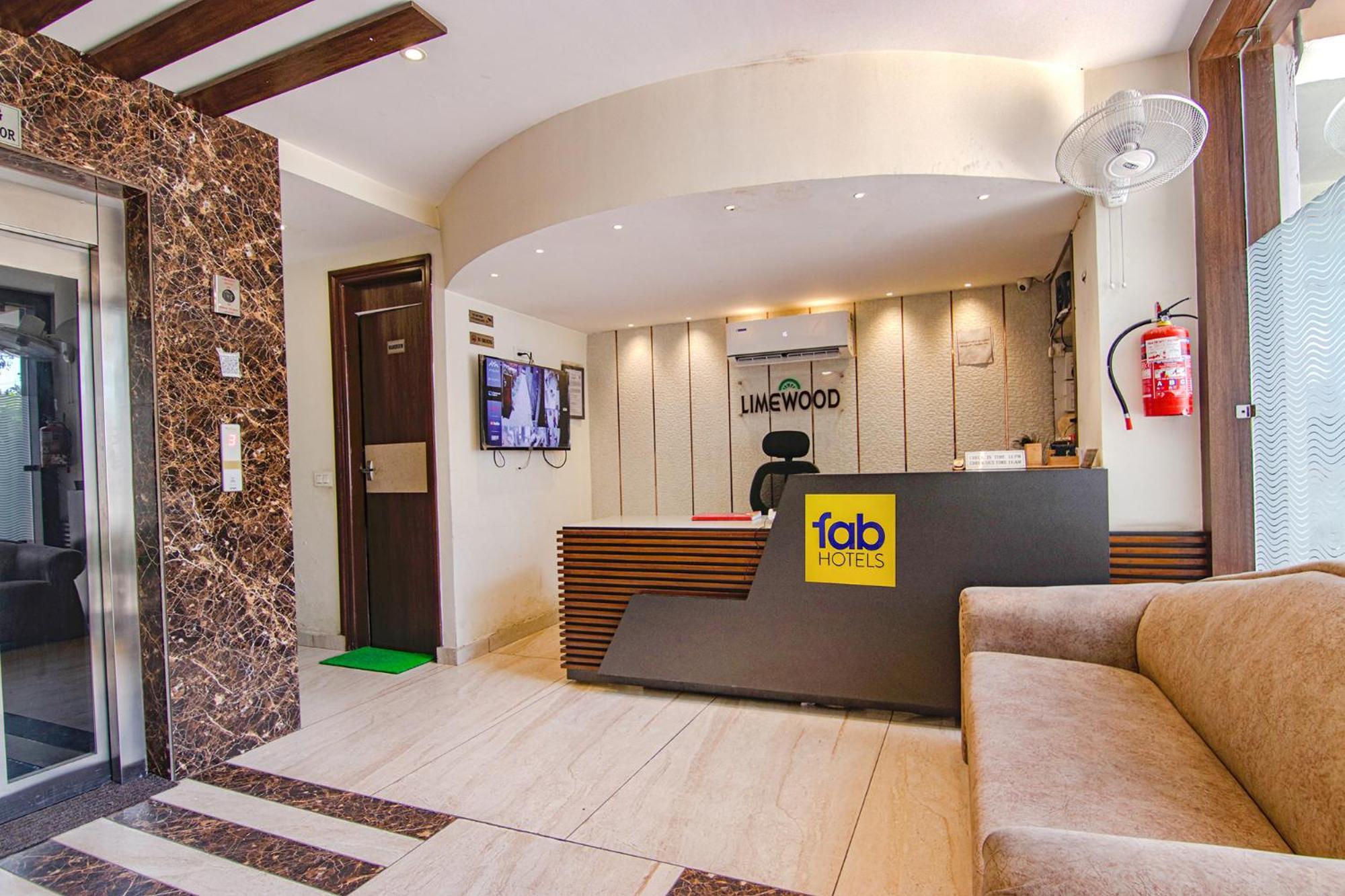 Fabhotel Lime Wood Mohali Exterior foto